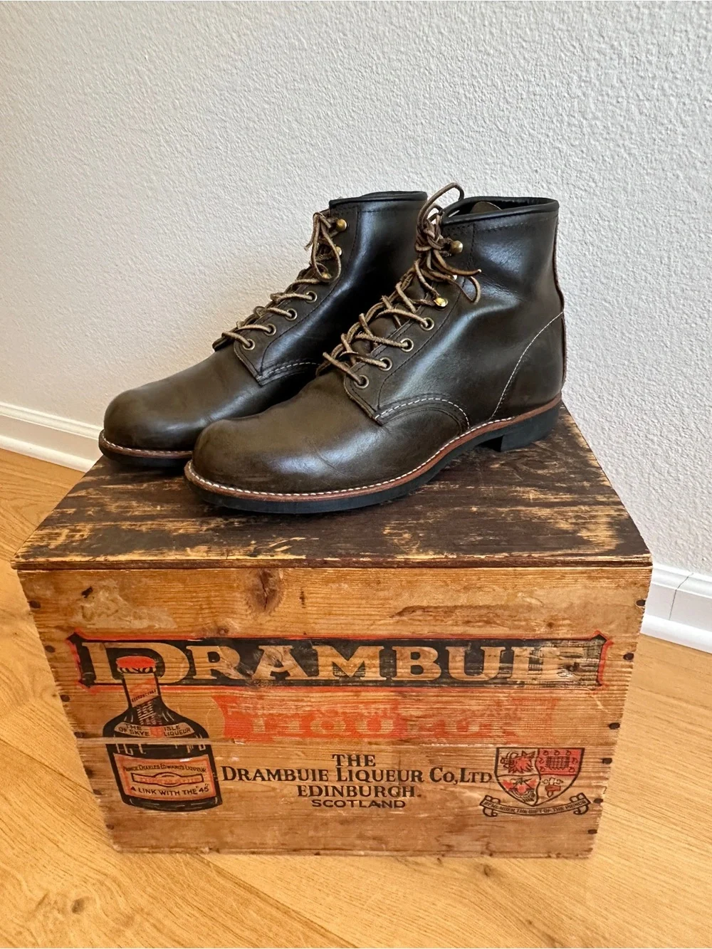 Red Wing Blacksmith 3341 - Charcoal Rough & Tough